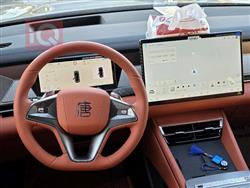 بي واي دي تانک L